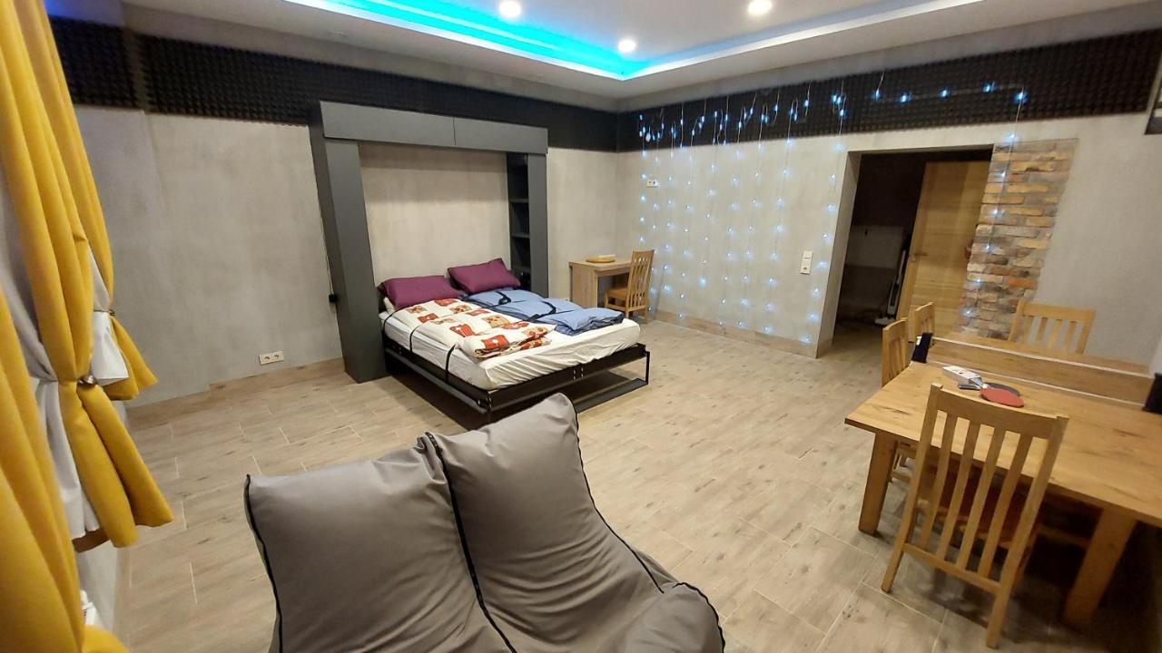Fun And Chill Patalpu Ir Pirties Nuoma Apartment Вилнюс Екстериор снимка