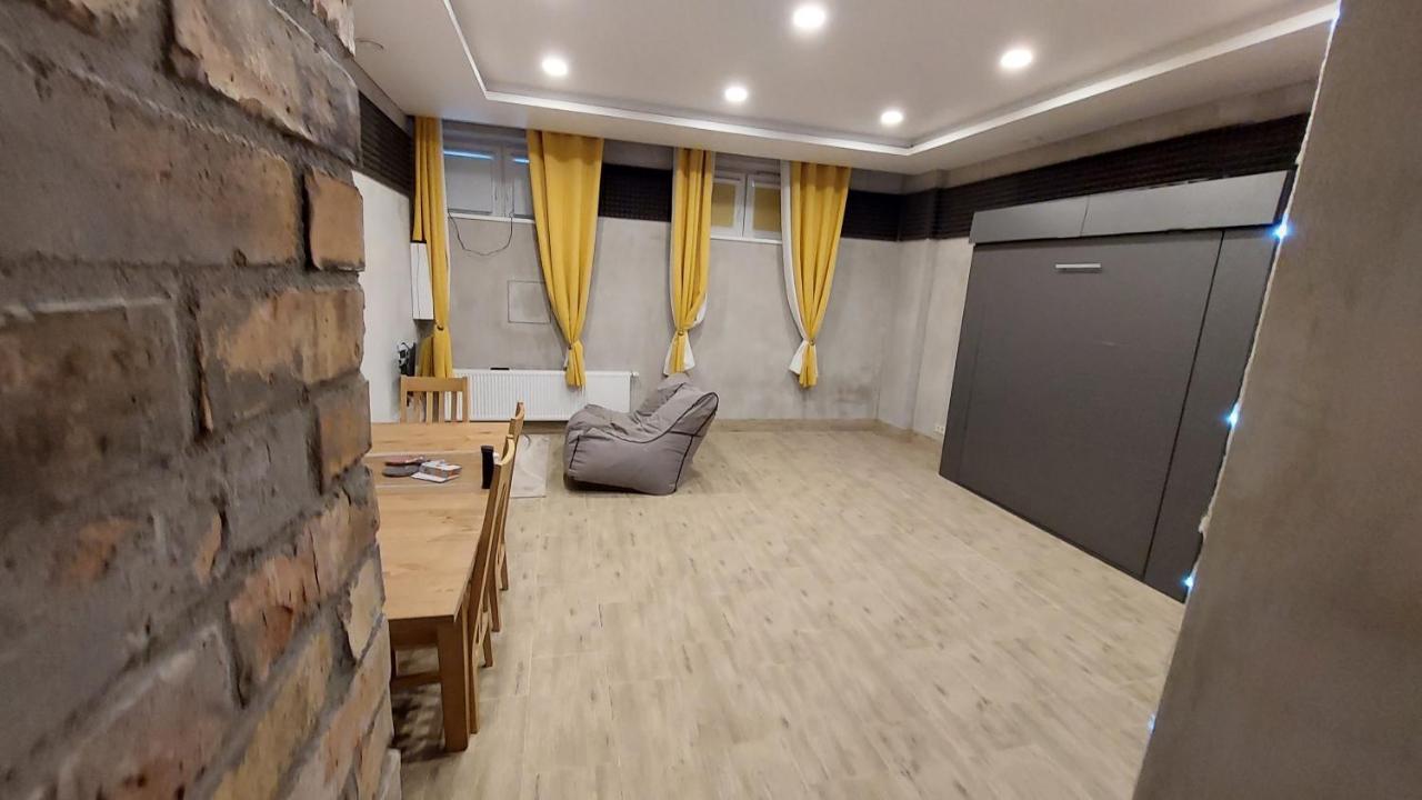 Fun And Chill Patalpu Ir Pirties Nuoma Apartment Вилнюс Екстериор снимка